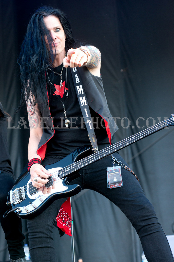 Slash featuring Myles Kennedy and The Conspirators rock RBC Royal Bank Bluesfest on July 11, 2014